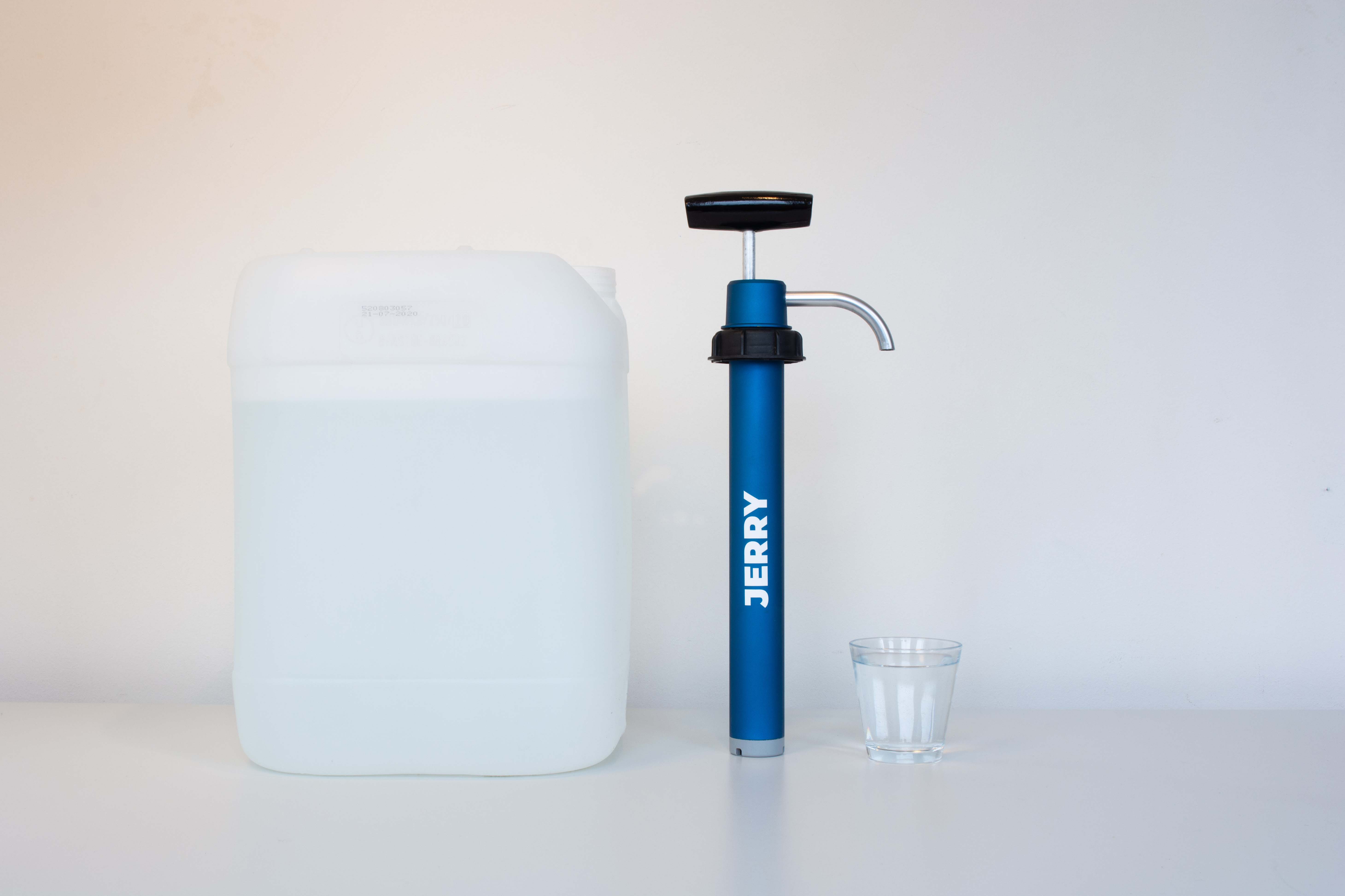 Tennessee Inventor Designs Device to Sterilize Beverage Containers